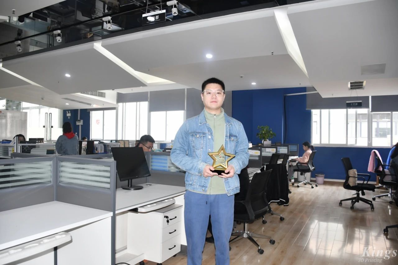 從設(shè)備調(diào)試員到重慶金石銷售冠軍，他經(jīng)歷了什么？